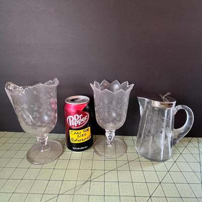 Etched Glass Creamer & Sugar Set