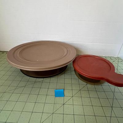 Vintage Visions Amber Glass Cookware Set – 5 Pieces with Lids and Silicone Mats
