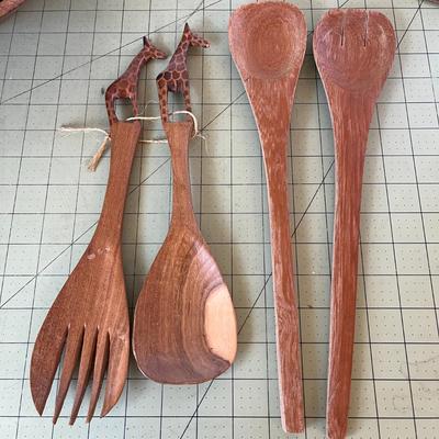 Vintage Wooden Salad Bowl Set with Utensils – 9-Piece