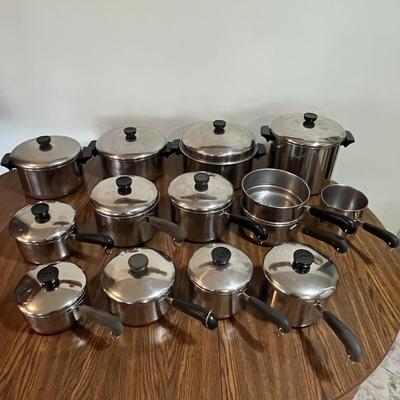 Large Stainless Steel REVERE WARE Cookware Set – 26Pieces w/ Lids & Steamer Insert