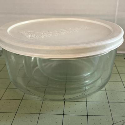 Set of 3 Vintage Pyrex Glass Storage Bowls – Storage Plus with Lids