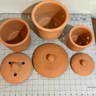 Set of 3 Terracotta Herbs Storage Pots