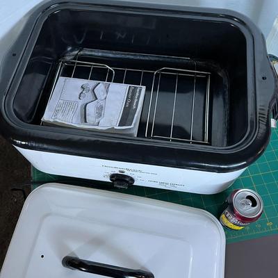 Hamilton Beach 18 Qt Roaster Oven & Serving Pans