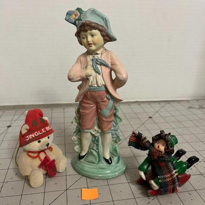Trio – Colonial Boy, Christmas Bear & Sledding Elf