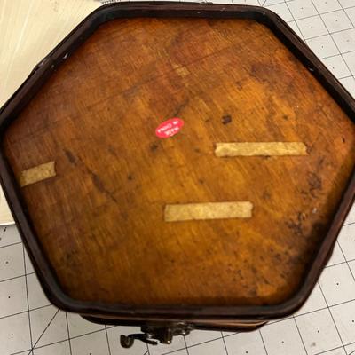 Decorative Japanese Uchiwa Fan & Brass-Tone Hexagon Box
