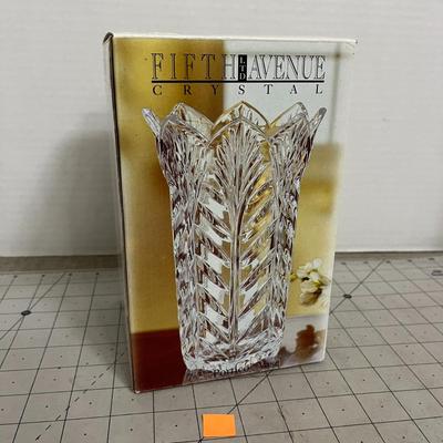 Fifth Avenue Crystal Portico Vase