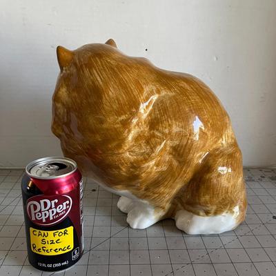 Vintage Ceramic Persian Cat Figurine