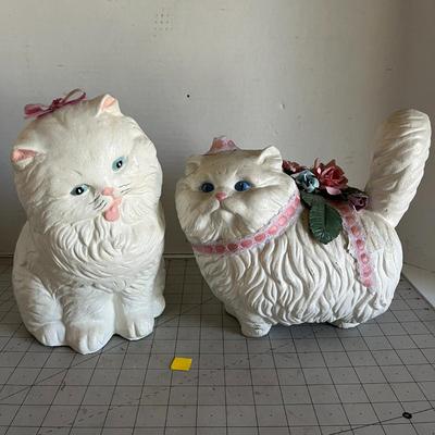 Decorative White Ceramic Cat Figurines