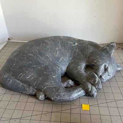 Gray Sleeping Cat Garden Statue ( heavy)