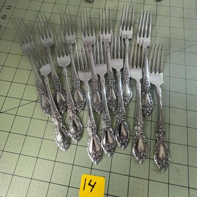 Vintage Ornate Stainless Flatware Set – 98 Piece Assortment