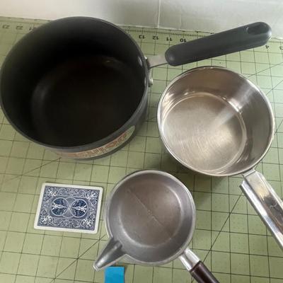 Vintage and Modern Saucepan Trio – Circulon, Stainless & Aluminum