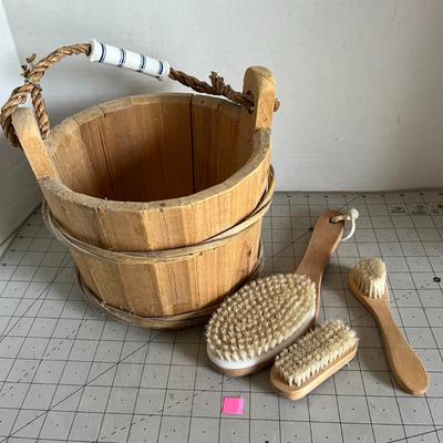 Rustic Bath Brush Set