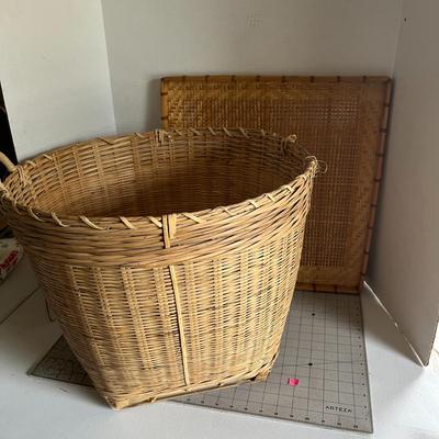 Woven Bamboo Basket with Lid