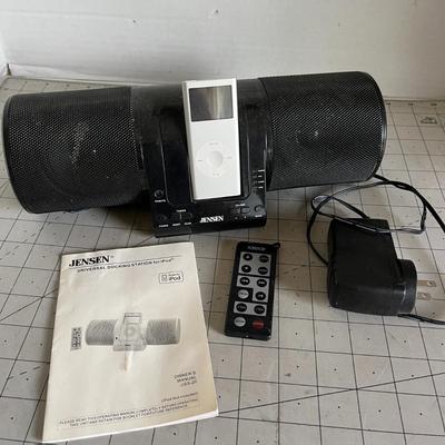 Jensen Universal iPod Docking Station Speaker