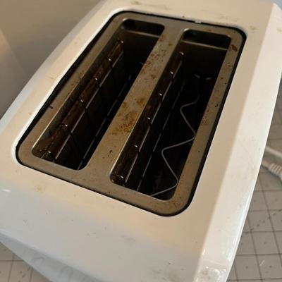 Compact Cool-Touch 2-Slice Toaster
