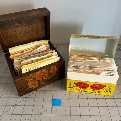 Vintage Recipe Card Boxes full of recipes!