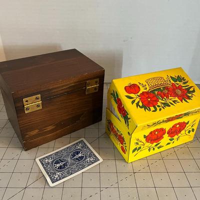 Vintage Recipe Card Boxes full of recipes!