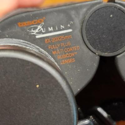2 Set of Tasco 308 8x30 Binoculars w Case & Lumina Rubicon 8x-20x25cm
