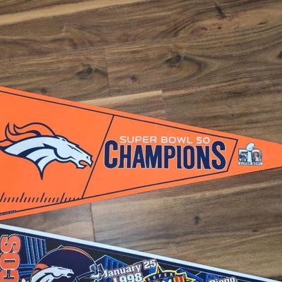 Denver Broncos Super Bowl Champions Pennant Lot – 4x Vintage + Extras