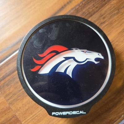 Denver Broncos Home Comfort Lot – Pillow, Robe & Rug