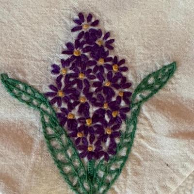 LOT 46X: Various Hand Embroidered Table Runners, Place Mats, Napkins and More!