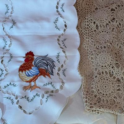 LOT 46X: Various Hand Embroidered Table Runners, Place Mats, Napkins and More!