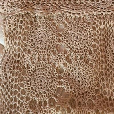 LOT 46X: Various Hand Embroidered Table Runners, Place Mats, Napkins and More!