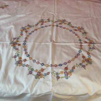 LOT 46X: Various Hand Embroidered Table Runners, Place Mats, Napkins and More!
