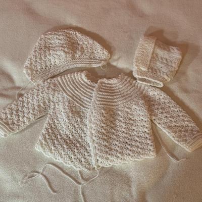LOT 47X: Crocheted/Knitted Afghan Throws and Baby Bonnets and Sweater