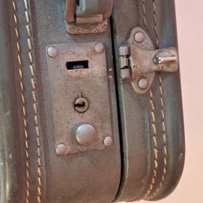 LOT 50L: Vintage Robert Malerne Standard Clarinet and Case, Paris, France