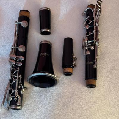LOT 51L: Selmer Clarinet, Case, Accessories, and Song Books