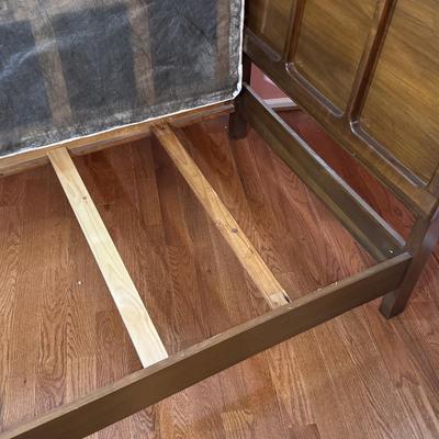 LOT 52X: Vintage White Furniture Co Walnut Twin Sized Wooden Bed Frame with Headboard and Footboard.