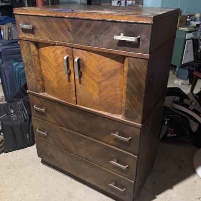 LOT 54X/B: Wooden Dressers (Williamsport Furniture Co) and 2 Mirrors