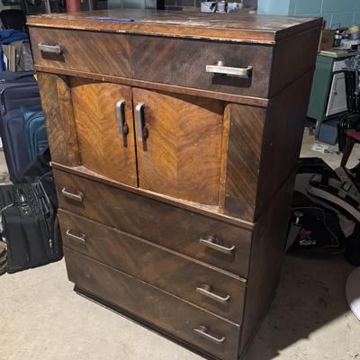 LOT 54X/B: Wooden Dressers (Williamsport Furniture Co) and 2 Mirrors