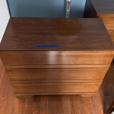 LOT 55Y: Vintage Cavalier Stow Away Cedar Chest