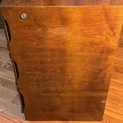 LOT 56Y: Vintage Cavalier Stow Away Cedar Chest