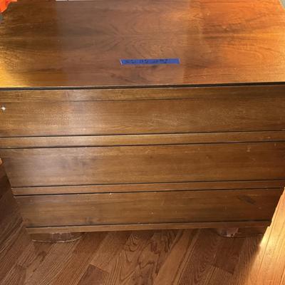 LOT 56Y: Vintage Cavalier Stow Away Cedar Chest