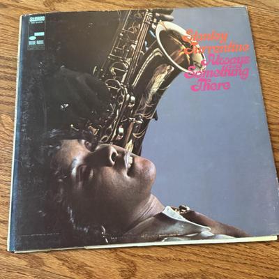 LOT 58L: Various Artists on Vinyl including Joni Mitchell, Joan Baez, Don McLean, George Shearing and More!