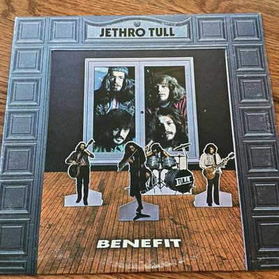 LOT 60L: Various Artists on Vinyl Featuring Jethro Tull, Seals & Croft, King Crimson and more!