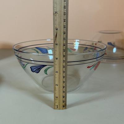 LOT 64K: Lenox Chinastone “Poppies on Blue” Plates (7), 2 sizes of Bowls (2 each) & Glass Mixing Bowls (2)