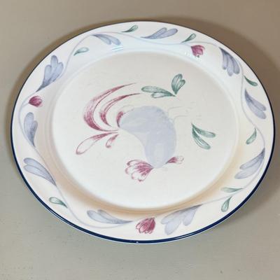 LOT 64K: Lenox Chinastone “Poppies on Blue” Plates (7), 2 sizes of Bowls (2 each) & Glass Mixing Bowls (2)