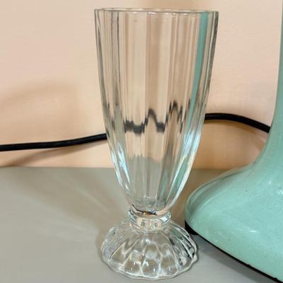LOT 67L: Vintage Teal Hamilton Beach Milkshake Machine Model 33 & More