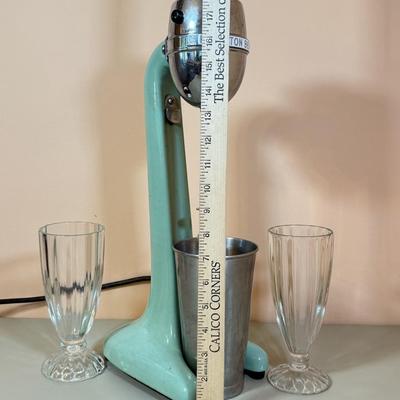 LOT 67L: Vintage Teal Hamilton Beach Milkshake Machine Model 33 & More