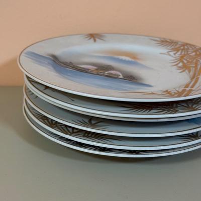 LOT 70D: Gorgeous Vintage Hand Painted Kutani China