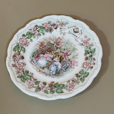 LOT 75D: Royal Doulton Brambley Hedge Gift Collection: Four Seasons Afternoon Tea Set & Set of Books