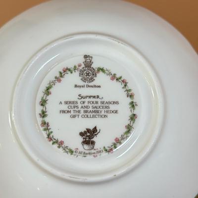 LOT 75D: Royal Doulton Brambley Hedge Gift Collection: Four Seasons Afternoon Tea Set & Set of Books