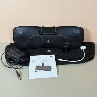 LOT 77D: Logitech iPod Dock / Rechargeable SpeakerS715i