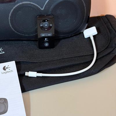 LOT 77D: Logitech iPod Dock / Rechargeable SpeakerS715i