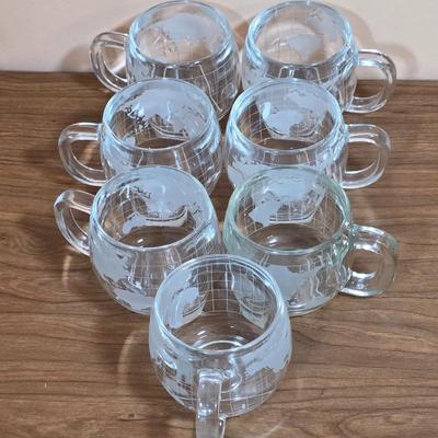 LOT 87D: Vintage 1970's Nestle Nescafe World Globe Glass Coffee Set, With Coffee Caraf, Sugar Bowl, Creamer & 7 Cups
