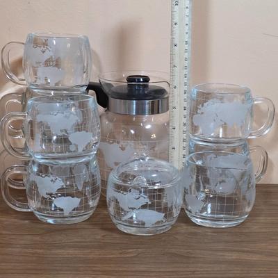 LOT 87D: Vintage 1970's Nestle Nescafe World Globe Glass Coffee Set, With Coffee Caraf, Sugar Bowl, Creamer & 7 Cups